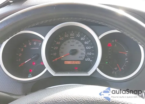 2008 Toyota Tacoma Prerunner V6 z USA, uszkodzony, nr VIN 3TMJU62N58M067089